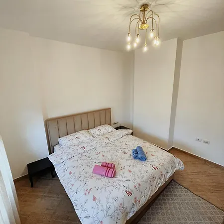 Lovely アパート ティラナ