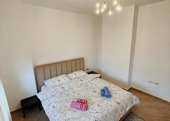 Lovely Apartament Tirana